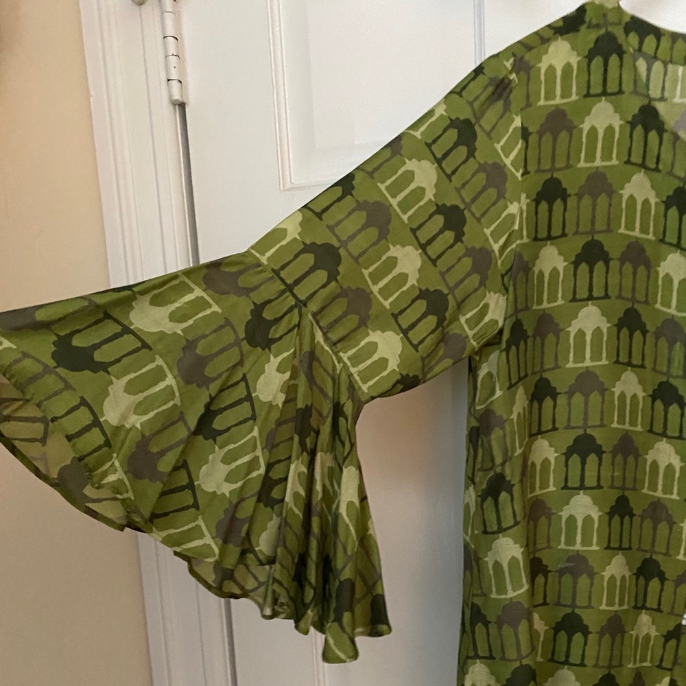 Verandah Blouse View 2